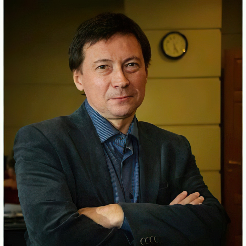 Андрей Раев
