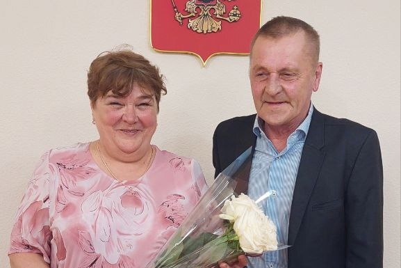 50 лет совместной жизни отметила пара из Карелии. Золотая свадьба. Супружеская пара Александра Васильевича и Веры Дмитриевны Волошиных из Питкяранты