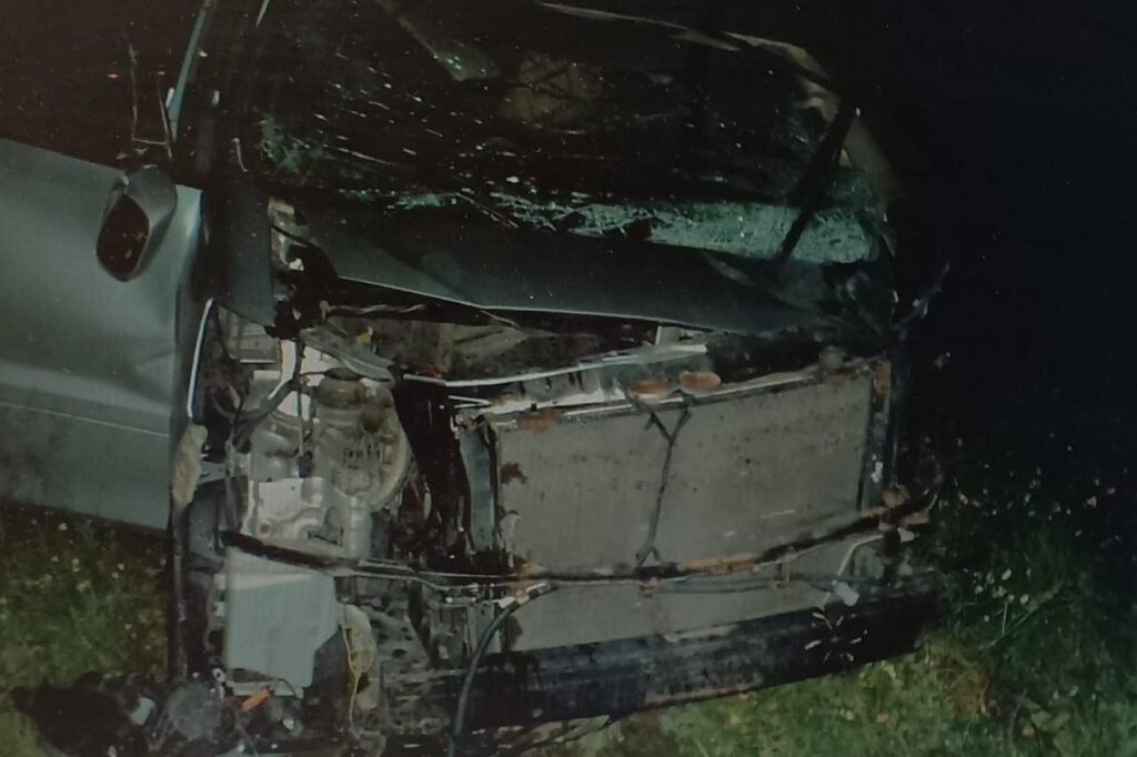 Шесть человек пострадали в ночной аварии в Карелии