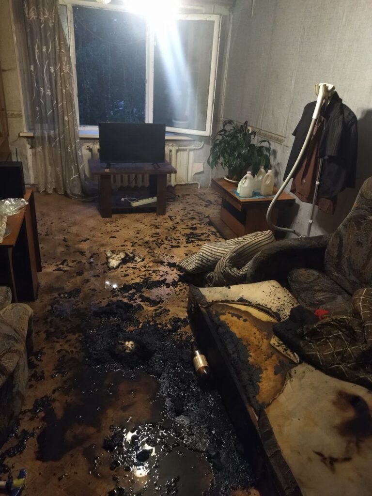 Мужчину из пожара вытащили спасатели Карелии