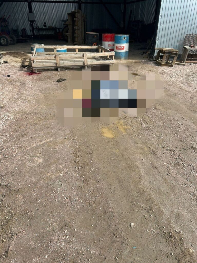 Рабочий погиб в Карелии при взрыве топливной бочки