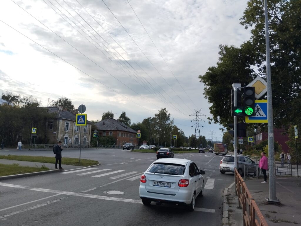 Новые знаки появились на Октябрьском проспекте в Петрозаводске