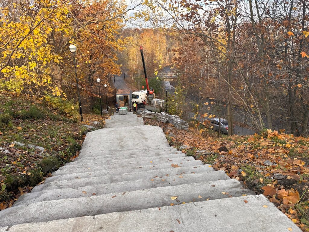 Возобновлен ремонт Кряжевого спуска в Петрозаводске