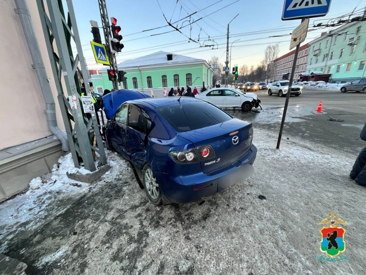 Появились подробности аварии, в которой пострадали шесть человек