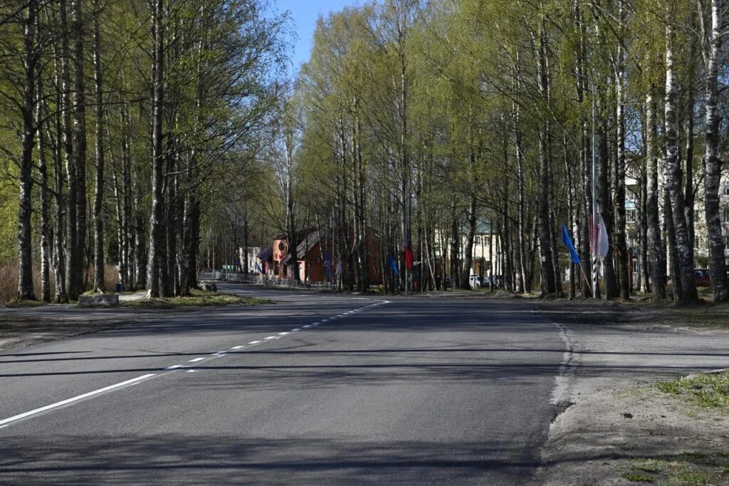 Артур Парфенчиков проверил отремонтированные дороги в Пряже