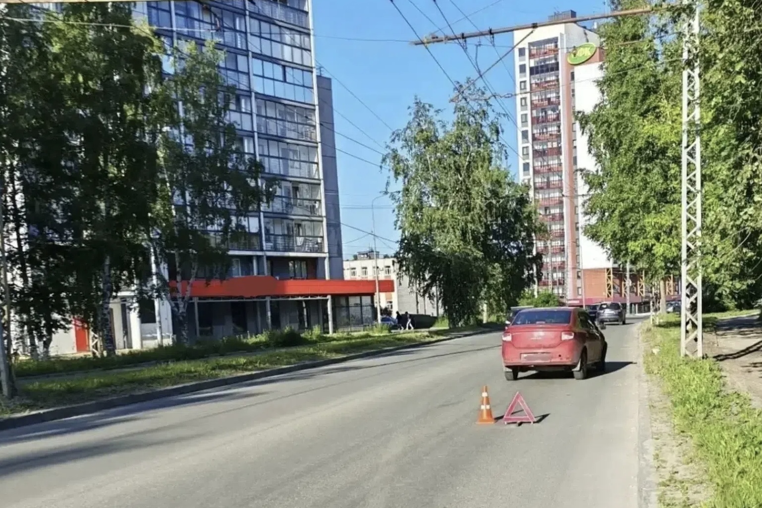 Машина сбила девочку, перебегающую дорогу, в Петрозаводске