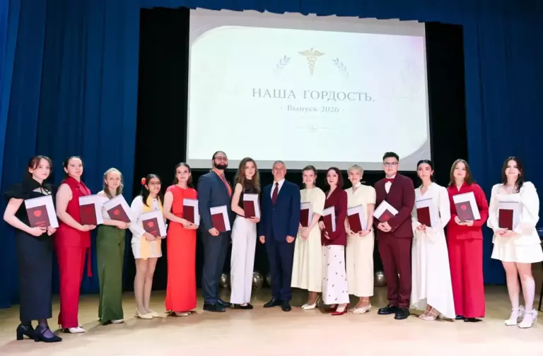 Выпускники-медики ПетрГУ получили сегодня свои дипломы