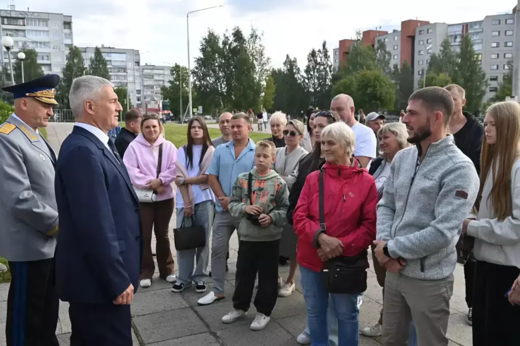 Пограничники со всей России приняли присягу на севере Карелии
