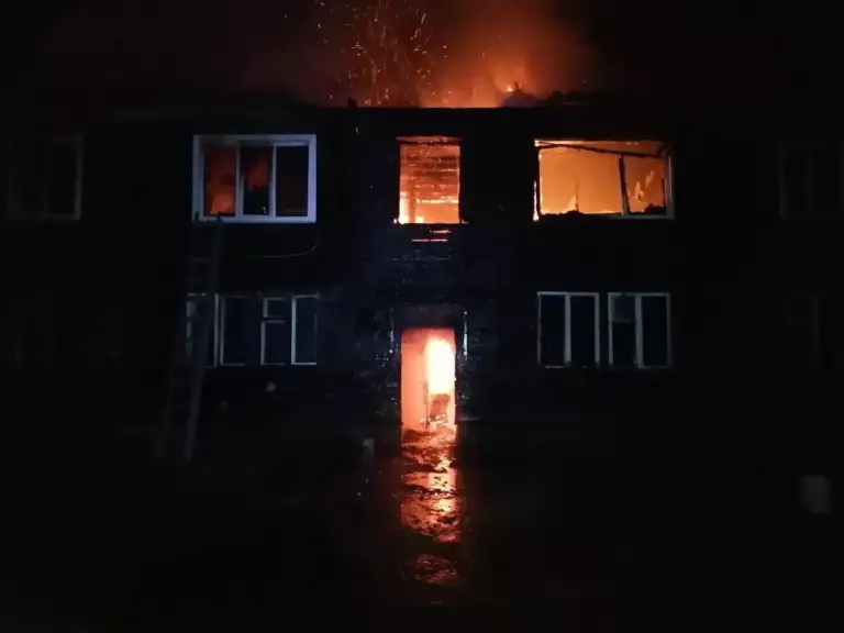 Два человека пострадали во время пожара в Карелии